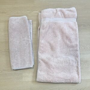 Matouk Blush Towel Collection